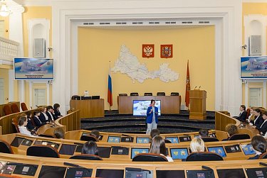 Депутат призывает к дискуссии
